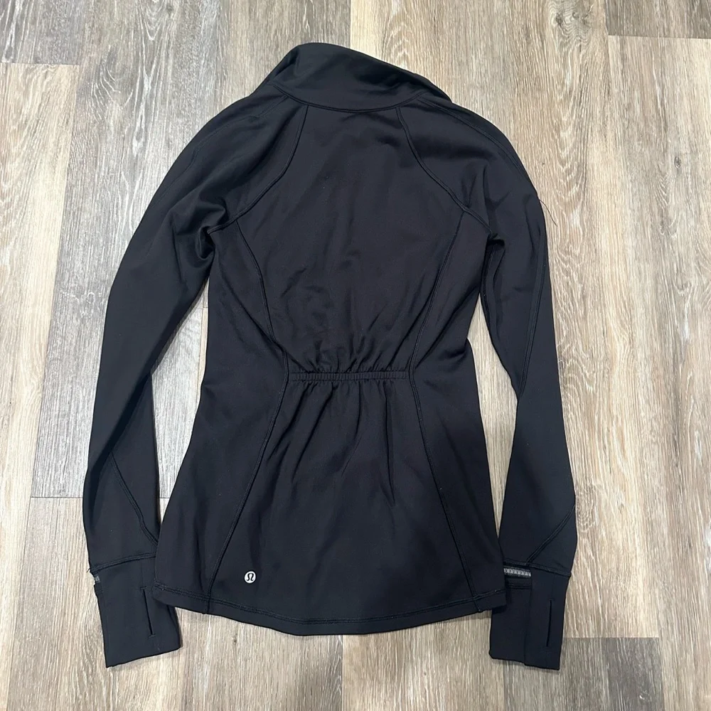 Lululemon Jacket - Picture 2 of 3